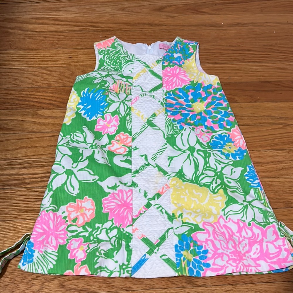 sz 4 Lilly shift dress